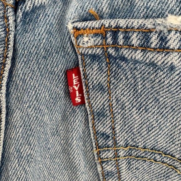 Levi 501 Distressed Denim Shorts High Waisted Sz 25 light blue - Picture 9 of 12